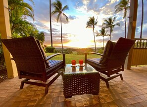 Sunset views with Molokini and Kaho'olawe.