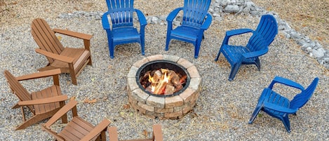 Campfire Fun - Make Memories & S'mores