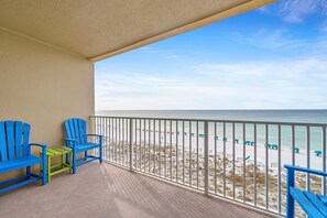 Enjoy this gorgeous view from your balcony every day and night!