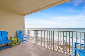 Enjoy this gorgeous view from your balcony every day and night!