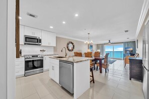 BRAND NEW KITCHEN!  Gorgeous new cabinets, island, stainless appliances