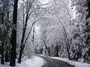 5 min. off I-80, on paved road, through serene country setting to quiet retreat.