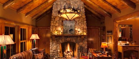 Oak Cabin-Great Room