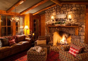 Lower level entertainment room at Oak