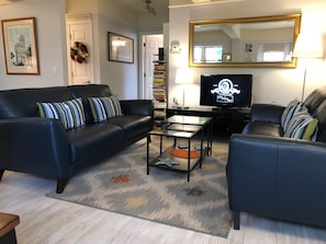 Open Living With Seating for 8-14 People