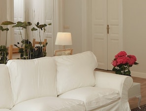 Living room detail