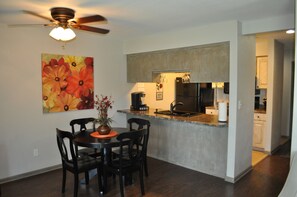 Dining Room & Kitchen