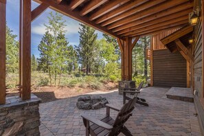 Back Patio with Gas Fire Pit