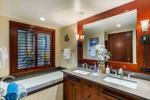 Master bathroom awaits you for that spa like feel and spacious room to relax
