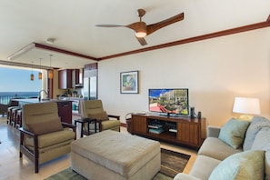 Open concept from LR/DR/Kitchen to ensure you never miss a conversation