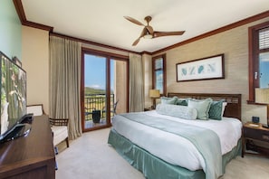 Master Bedroom with private lanai that over looks the golf course