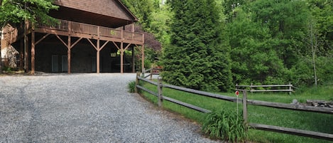 Buckeye Cabin