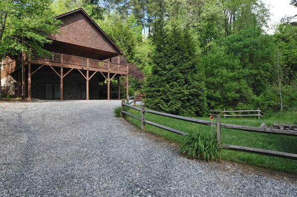 Buckeye Cabin