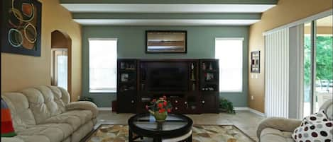 Large Family room is perfect for relaxing after a day of fun.hint:Wekiva Springs