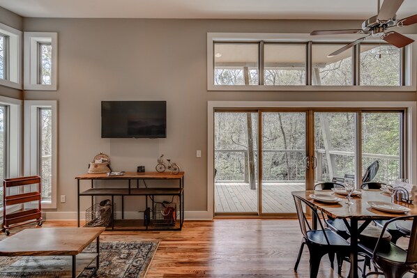 Architect designed cabins w/ luxury finishes throughout.