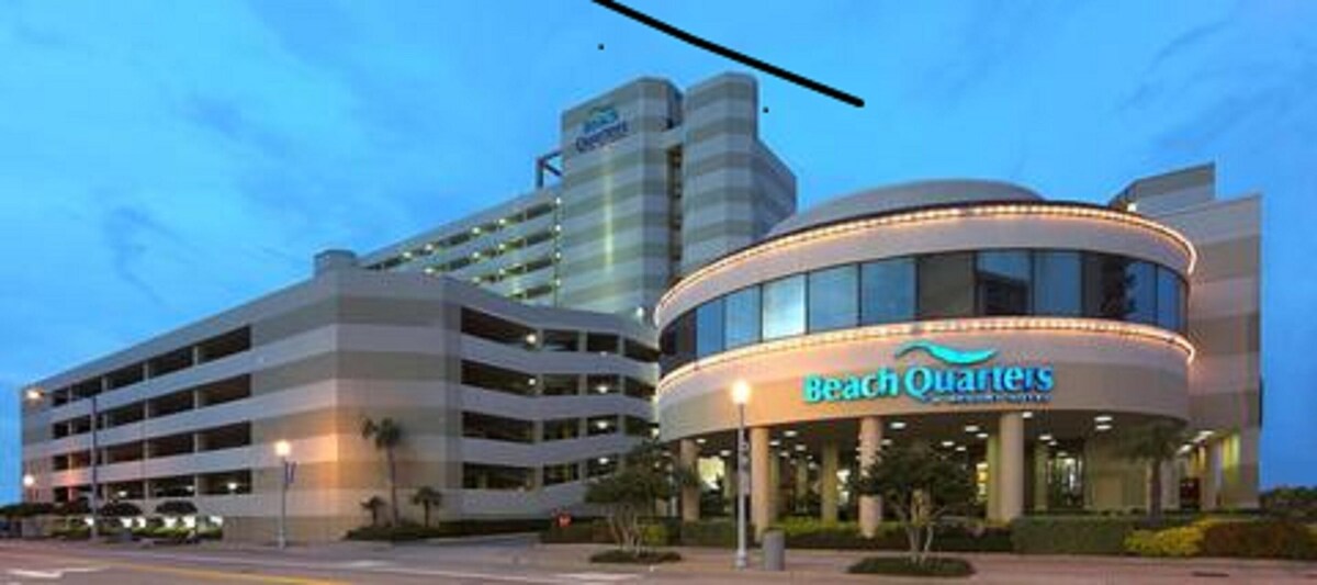 Beach Quarters Virginia Beach Resort