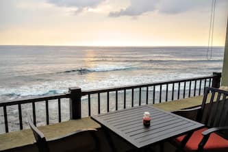 Romantic Penthouse Oceanfront Condo with AC and Fabulous Views