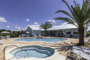 Piscina all'aperto