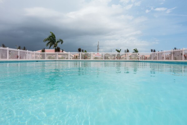 Utomhuspool