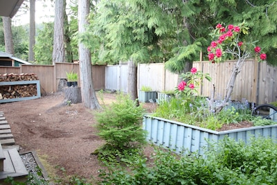 Beachfront House In Sechelt