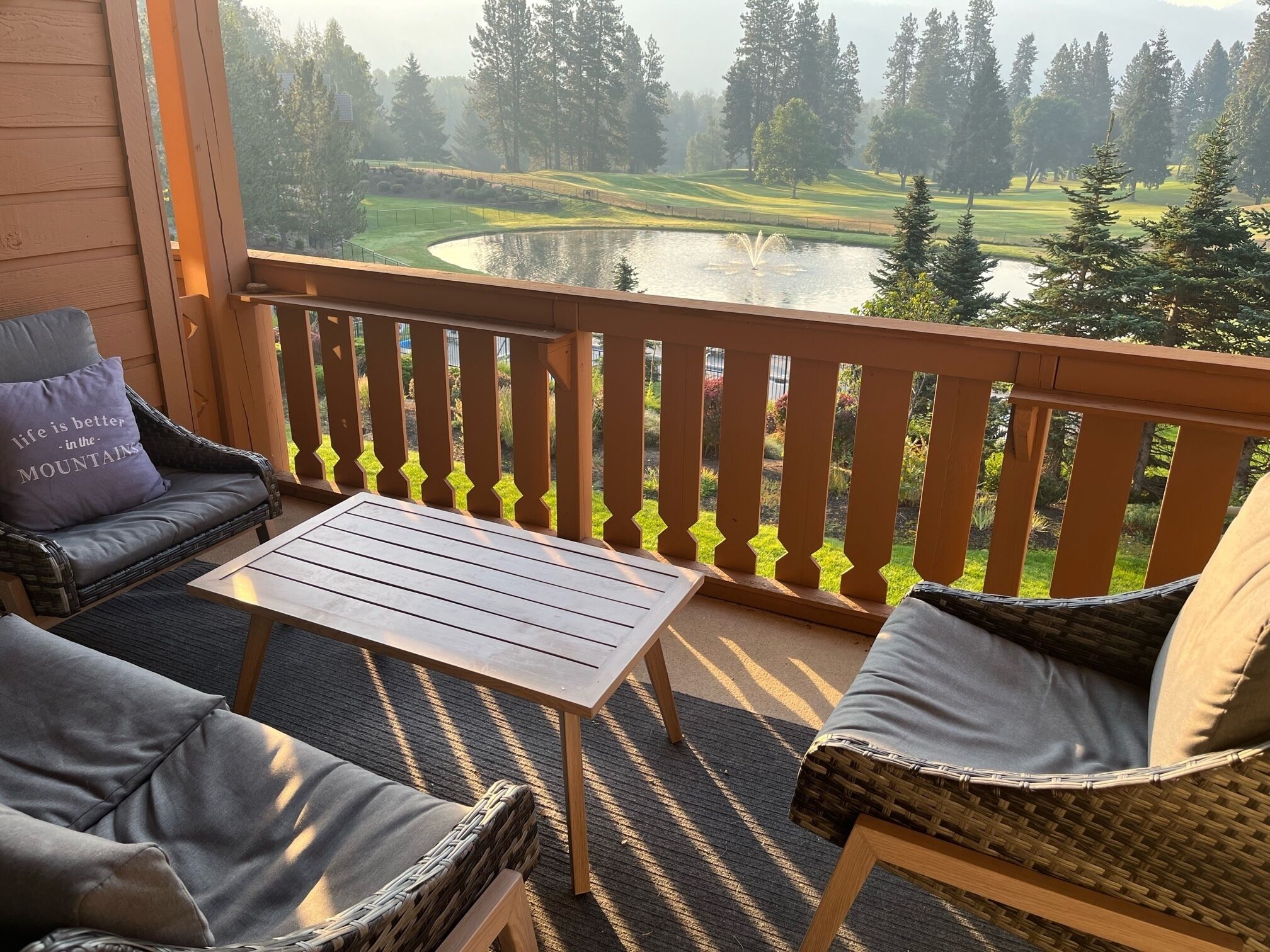 Spring & Summer in Leavenworth! Pools, hot tub. Huge, view Spring & Summer in Leavenworth! Pools, hot tub. Huge, view