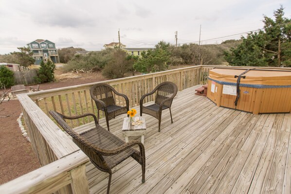 Back deck, hot tub and fire pit