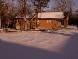 cabins at Meeks Retreat