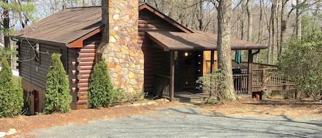 Gravel Driveway easy access