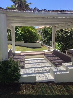 outside lounge area 