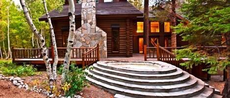 Outdoor hydrotherapy pool. Listen to the sound of Yost Creek while relaxing.