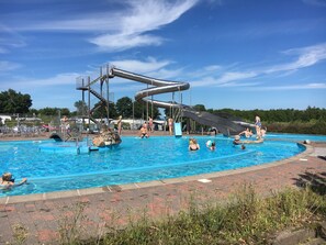 Utomhuspool
