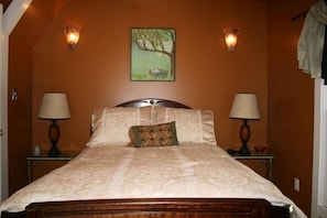 Master Bedroom with Luxurious Queen Mattress