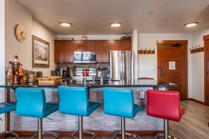 Kitchen and entrance areas