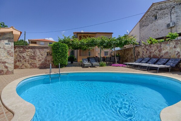 Holiday Home Swimming Pool