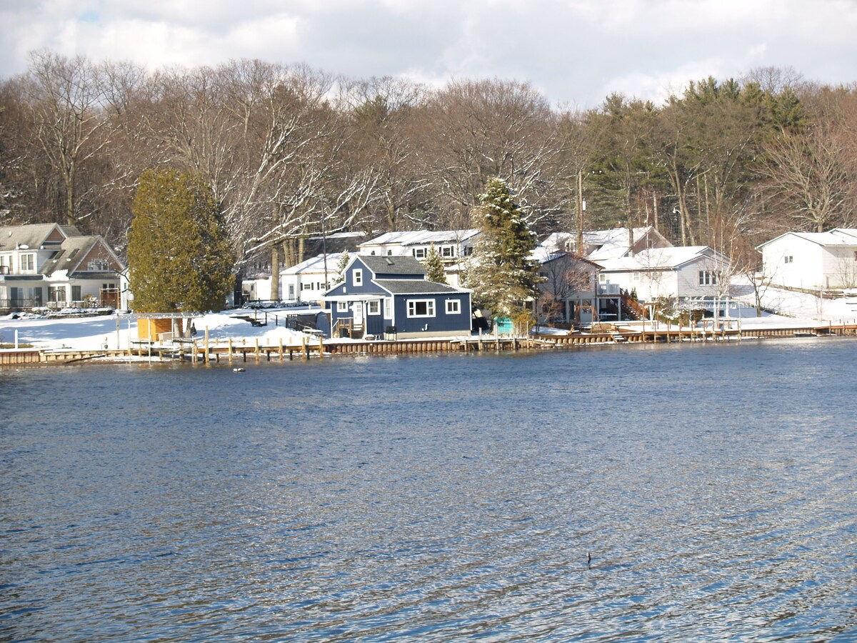 Main Image