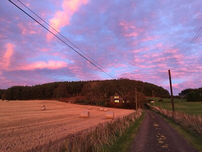 Spacious 4* rural cottage stunning views Ceres ,Nr.St.Andrews 