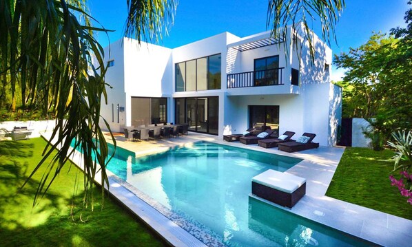 Villa Pearl comes  with a  private large 55ft pool.
