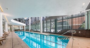 屋内プール