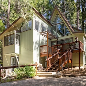 The main entrance of 2 Brooks A-Frame from the driveway.