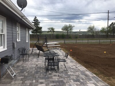 Classy Farm Style Home close to everything you need for your Colorado Stay