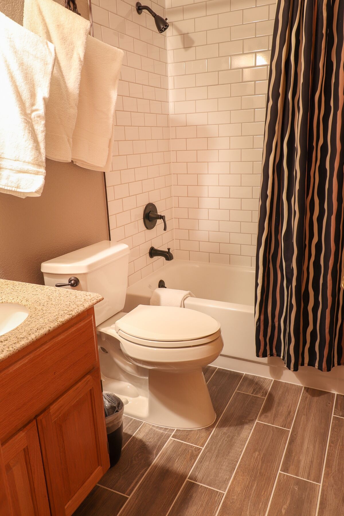 Remodeled Townhome in Excellent Location. Pool.