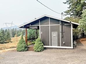 Side View Maple Leaf Cottage