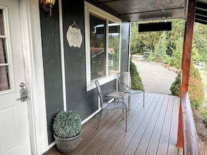 Front Porch of Maple Leaf Cottage