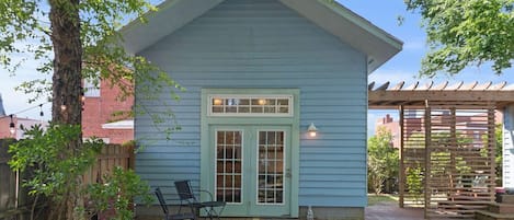 Front entry porch to the Tiny House.