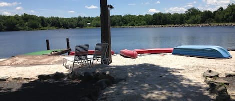 Dock with beach area, kayaks and rowboat 