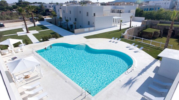 Utomhuspool