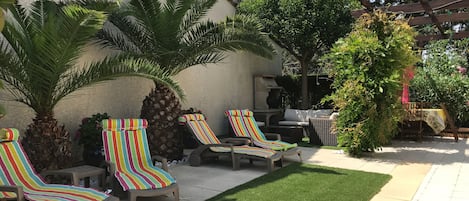 Lovely enclosed terrace shade or sunny ☀️ 