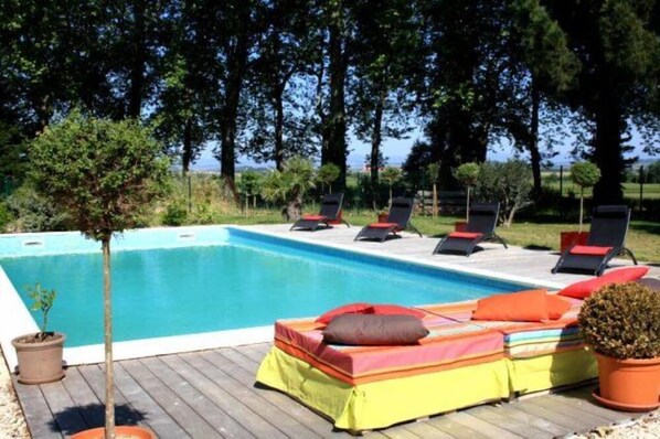 Piscine à partager