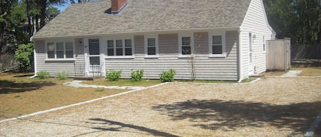 Beautiful home less then 2 tenths of a mile to private deeded beach.