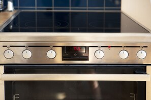 electric cooker
